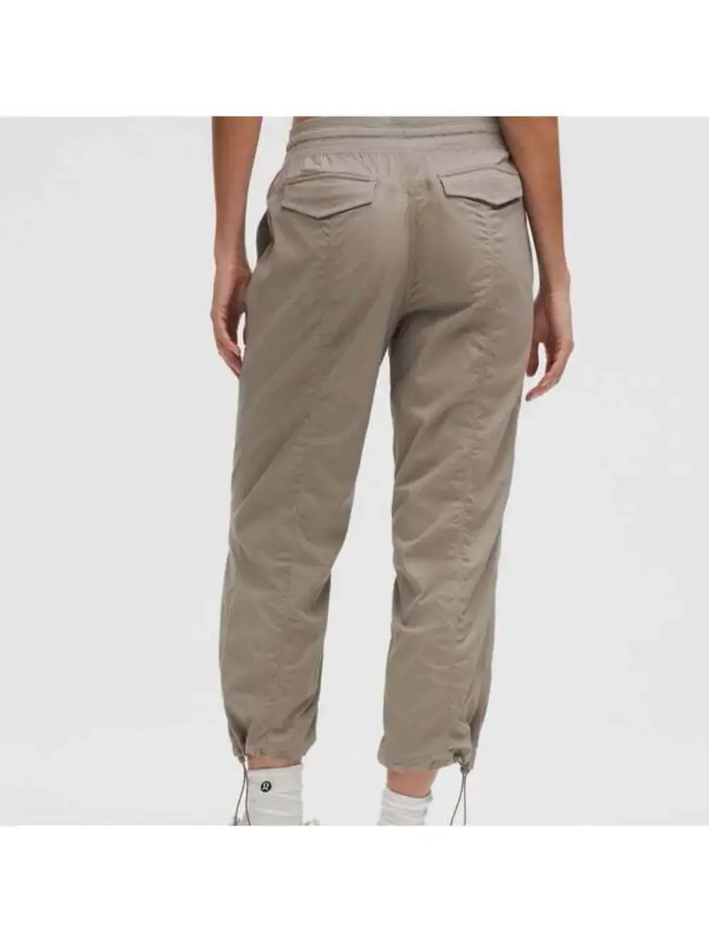 Lululemon Dance Studio Relaxed-Fit Mid-Rise Cropped Pant 25” size. XXS